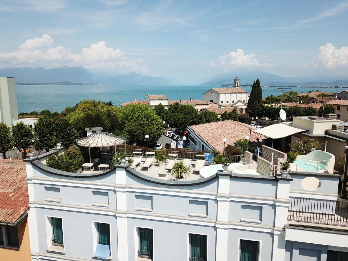 Hotel Enrichetta Desenzano del Garda Dış mekan fotoğraf
